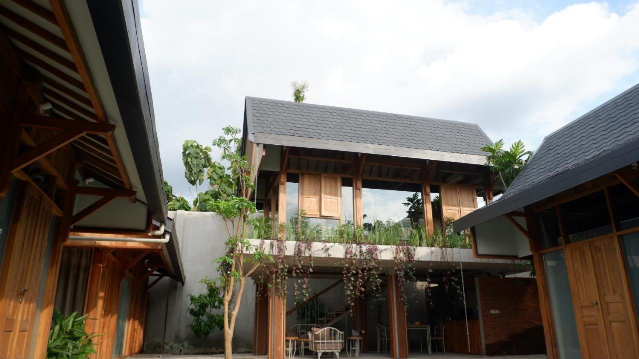 Ayom Java Village Solo Εξωτερικό φωτογραφία
